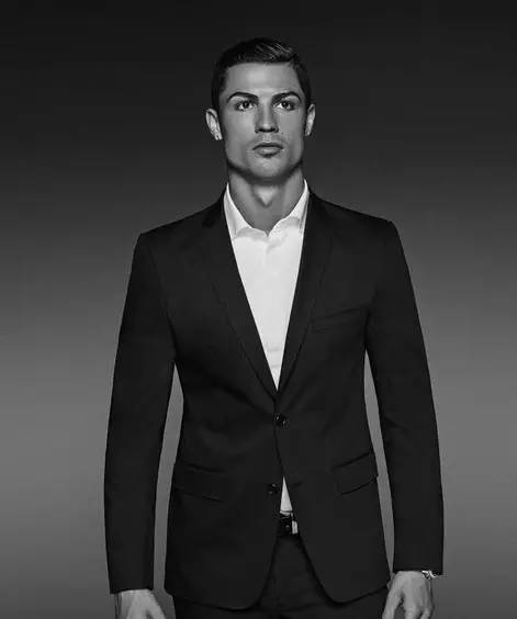 8岁后卫 8岁后卫